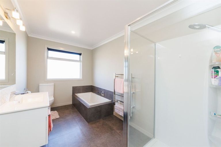 Photo of property in 157a James Line, Kelvin Grove, Palmerston North, 4414