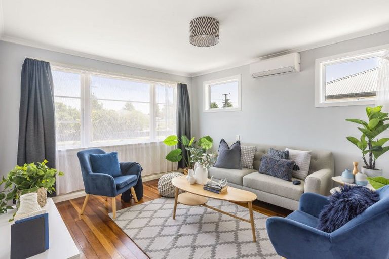 Photo of property in 18 Gordon Place, Levin, 5510