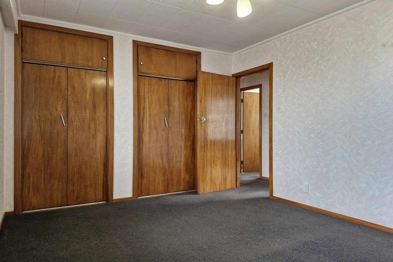 Photo of property in 1/378 Devon Street East, Strandon, New Plymouth, 4312