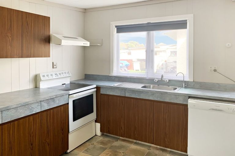 Photo of property in 45 Alma Road, Gonville, Whanganui, 4501