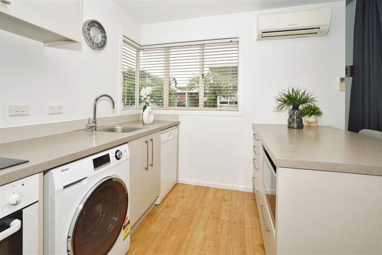 Photo of property in 21c Lyon Street, Frankton, Hamilton, 3204