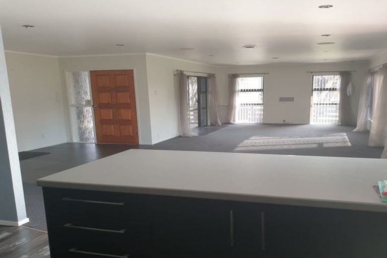 Photo of property in 86 Racecourse Road, Waiuku, 2123