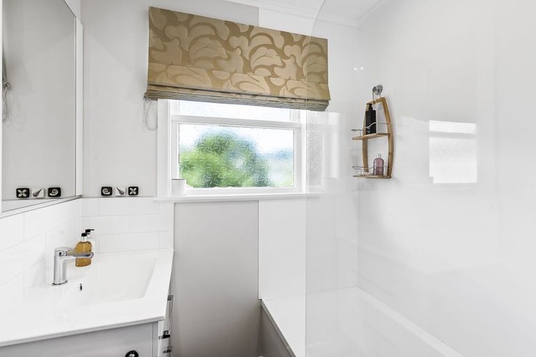 Photo of property in 9 Allen Road, Raumati Beach, Paraparaumu, 5032