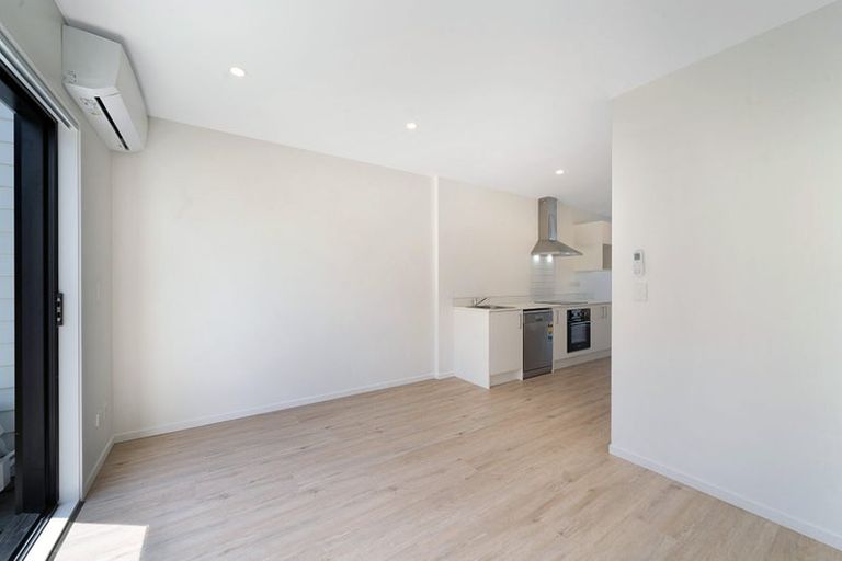 Photo of property in 148 Mcleod Road, Te Atatu South, Auckland, 0610