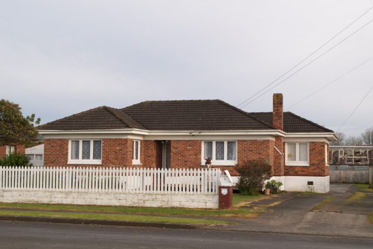 Photo of property in 2/26 Cleek Road, Mangere East, Auckland, 2024