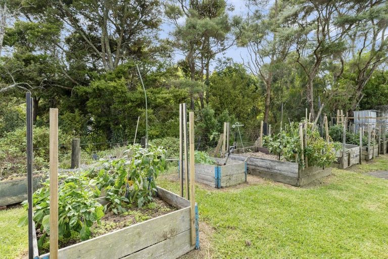 Photo of property in 85 Kaipara Coast Highway, Helensville, Kaukapakapa, 0871