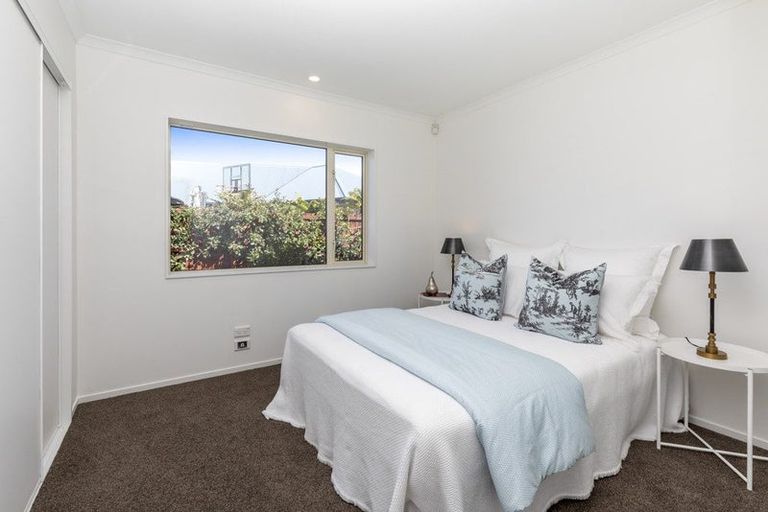 Photo of property in 21 Puhara Avenue, Parklands, Christchurch, 8083