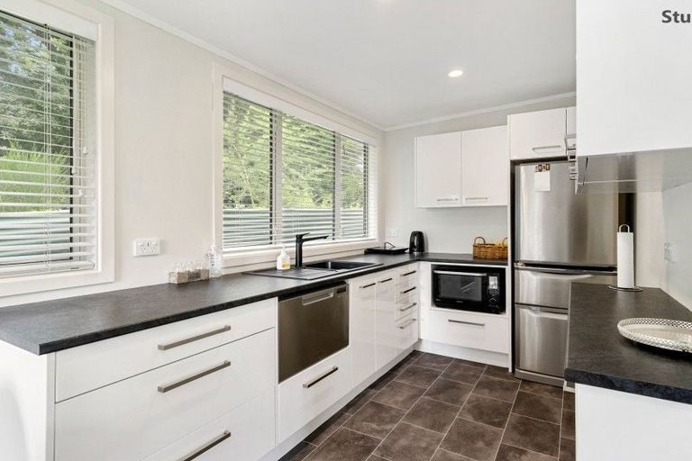 Photo of property in 149 Raumati Road, Raumati Beach, Paraparaumu, 5032