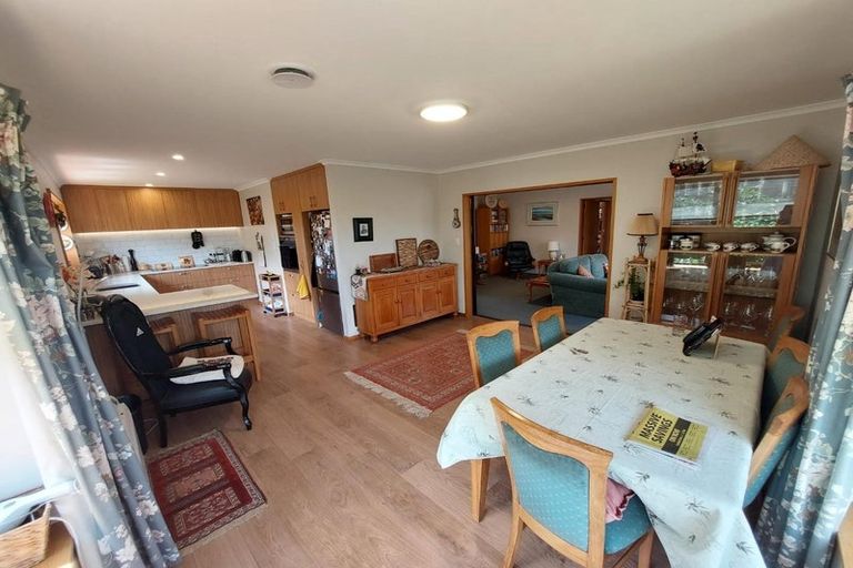 Photo of property in 7 Derenzy Place, Avonhead, Christchurch, 8042