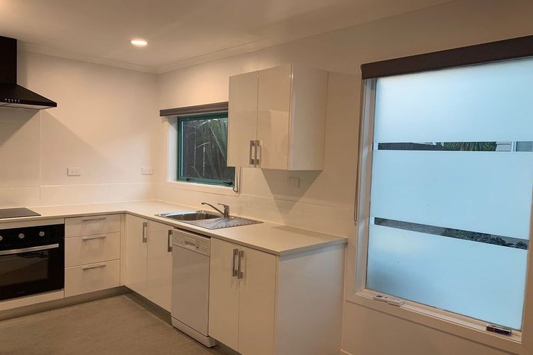 Photo of property in 49a Helena Street, Massey, Auckland, 0614