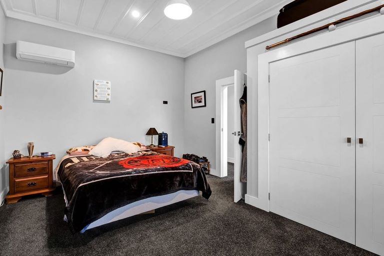 Photo of property in 42 Collins Street, Hawera, 4610