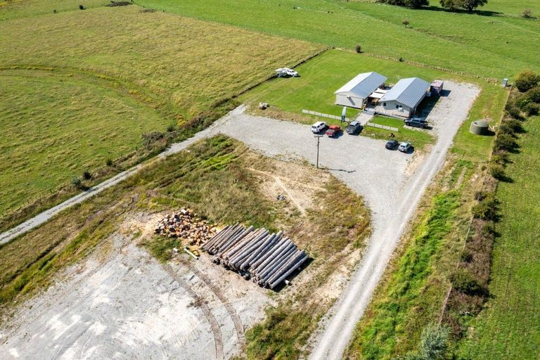 Photo of property in 168 Te Araroa Road, Ruatoria, 4083