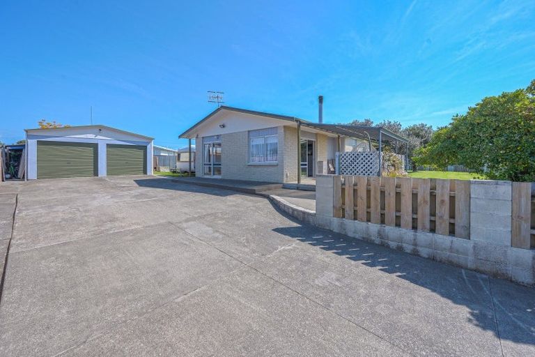 Photo of property in 30 Sutton Avenue, Clive, 4102