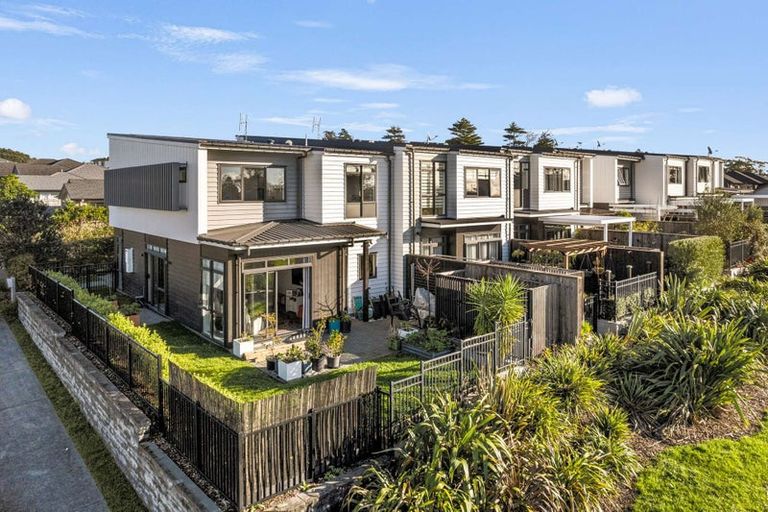 Photo of property in 13b Nellie Drive, Kumeu, 0810