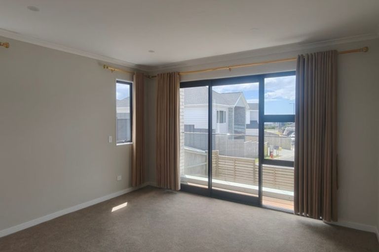 Photo of property in 11 Silverhill Lane, Silverdale, 0932