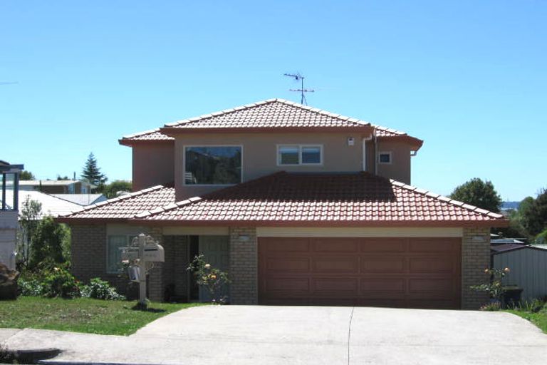 Photo of property in 16a Kokiri Street, Te Atatu South, Auckland, 0610