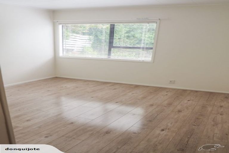 Photo of property in 164 Sunset Road, Unsworth Heights, Auckland, 0632