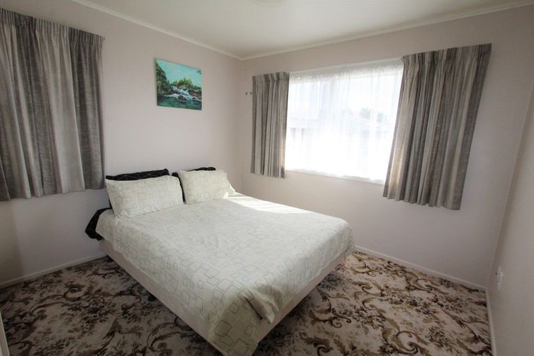Photo of property in 16 Oak Place, Tokoroa, 3420