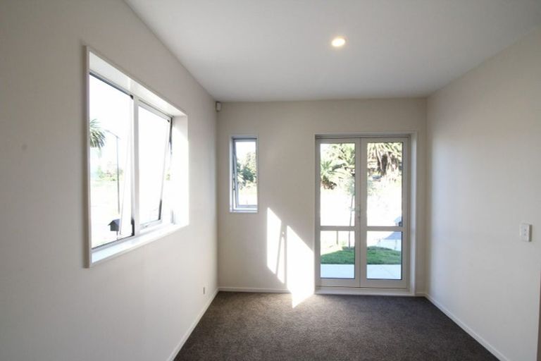 Photo of property in 10 Divide Loop, Takanini, 2112