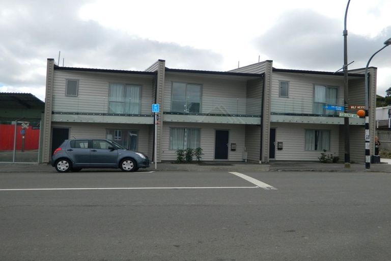 Photo of property in 19u1 Collins Avenue, Tawa, Wellington, 5028