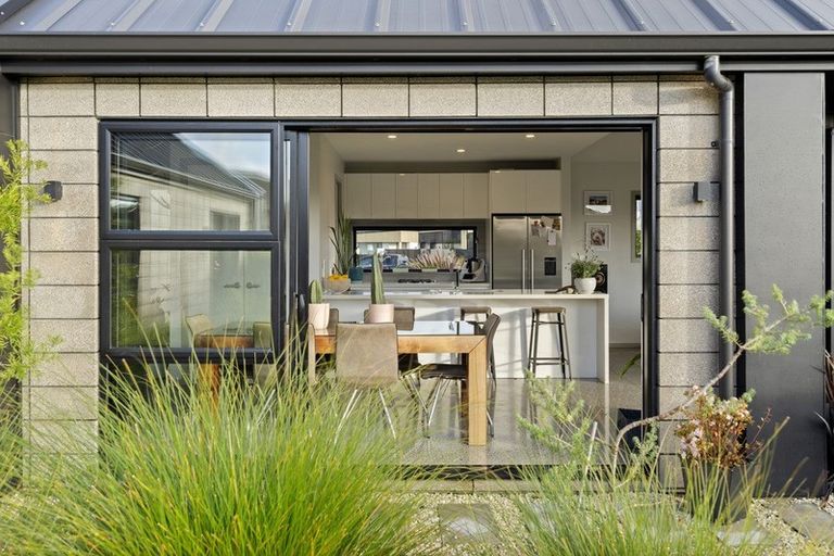 Photo of property in 16 Kaniera Terrace, Cambridge, 3434