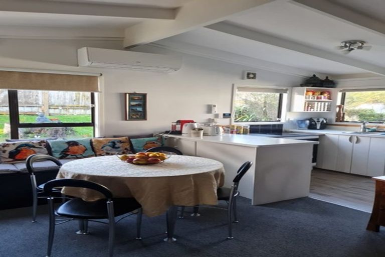 Photo of property in 1/53 Newington Road, Henderson, Auckland, 0612