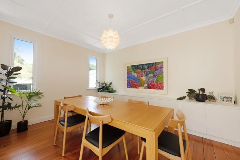 Photo of property in 2 Highland Crescent, Wadestown, Wellington, 6012