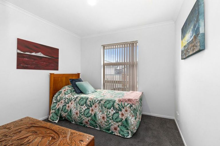 Photo of property in 2 Cataldo Mews, Avalon, Lower Hutt, 5011