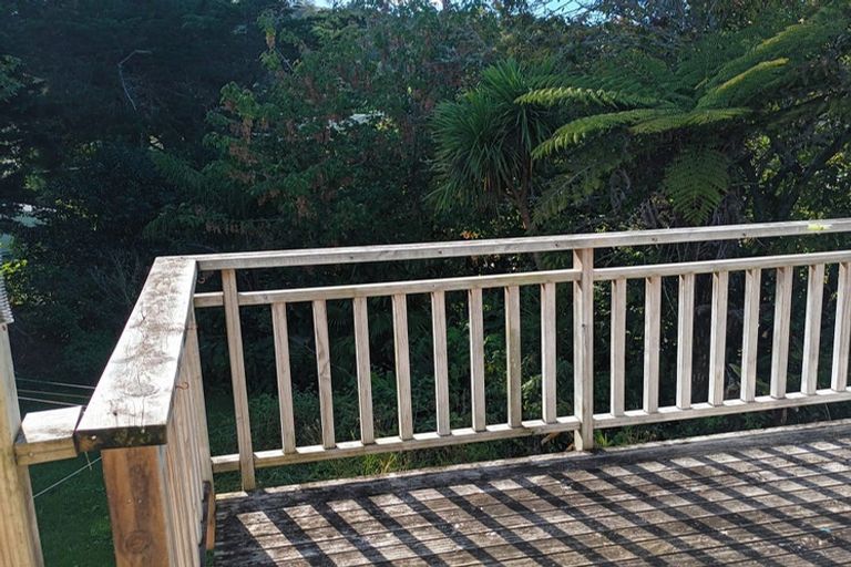 Photo of property in 54 Chippendale Crescent, Birkdale, Auckland, 0626