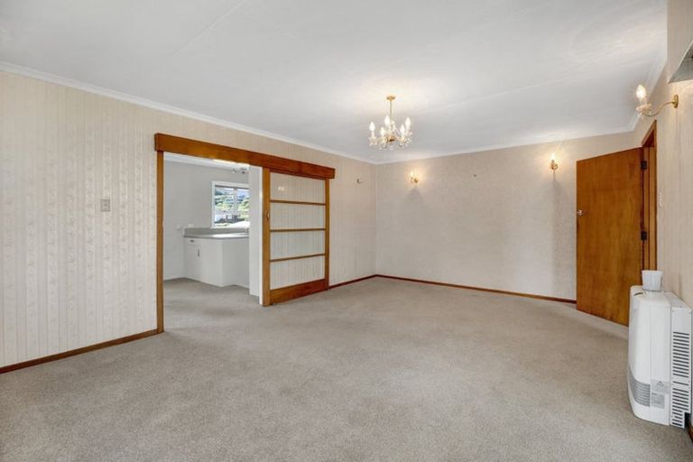 Photo of property in 8 Lydford Place, Spotswood, New Plymouth, 4310