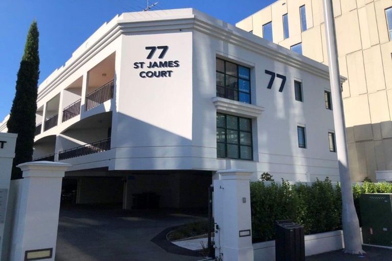 Photo of property in St James Courts, 1/77 Gloucester Street, Christchurch Central, Christchurch, 8013