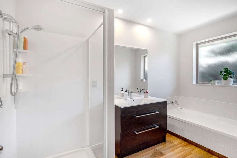 Photo of property in 23 Cairnbrae Drive, Prebbleton, 7604