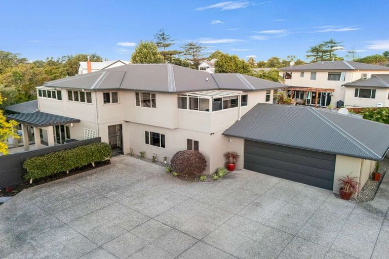 Photo of property in 176b Heta Road, Highlands Park, New Plymouth, 4312