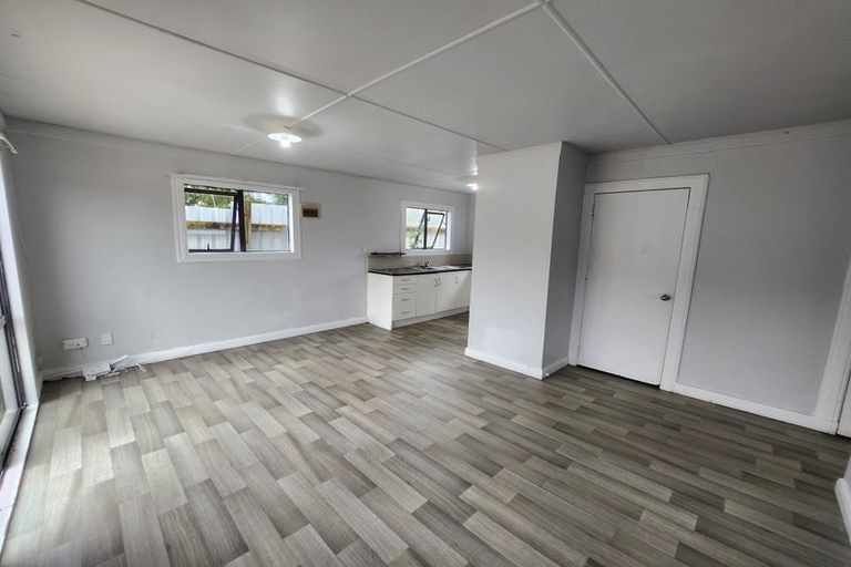 Photo of property in 30 Hooks Road, Manurewa, Auckland, 2102
