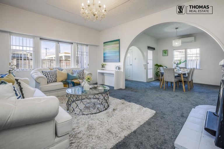 Photo of property in 6 Lipscombe Avenue, Papatoetoe, Auckland, 2025