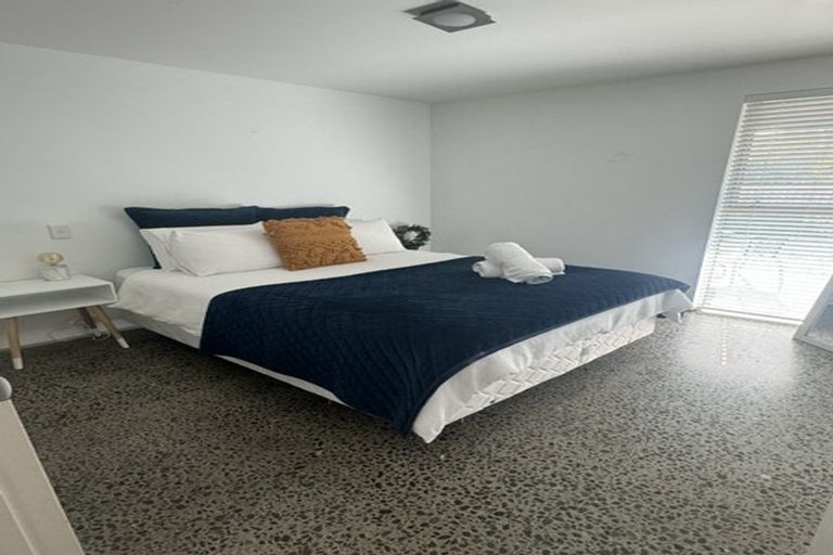 Photo of property in Bayview Apartments, 4/362 Lake Terrace, Two Mile Bay, Taupo, 3330