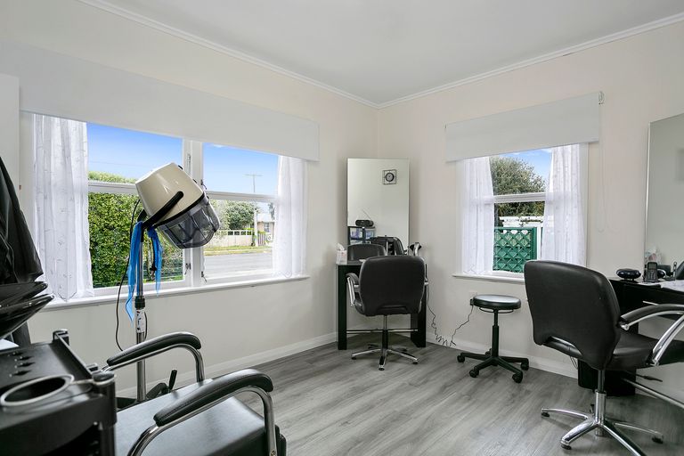 Photo of property in 75 Grey Street, Cambridge, 3434