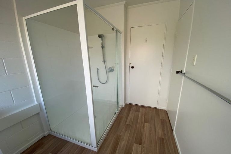 Photo of property in 64 Churton Drive, Churton Park, Wellington, 6037