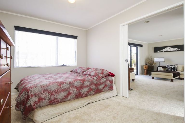 Photo of property in 49 Garton Drive, Massey, Auckland, 0614