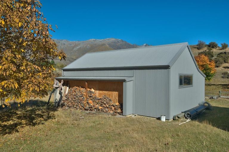 Photo of property in 1 Arrow Junction Road, Arrowtown, 9371