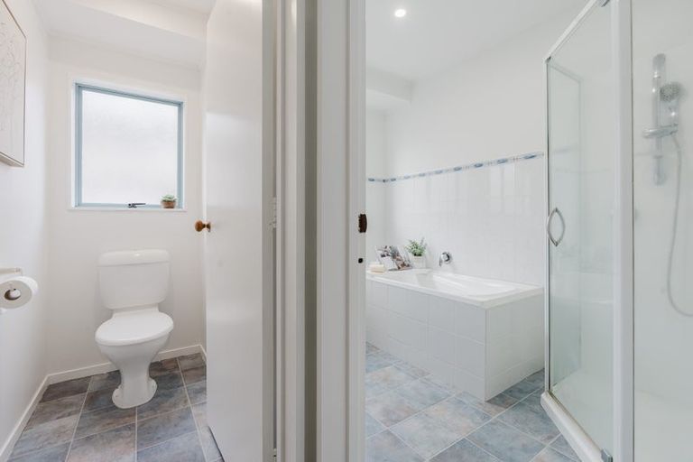 Photo of property in 50 Western Heights Drive, Western Heights, Hamilton, 3200