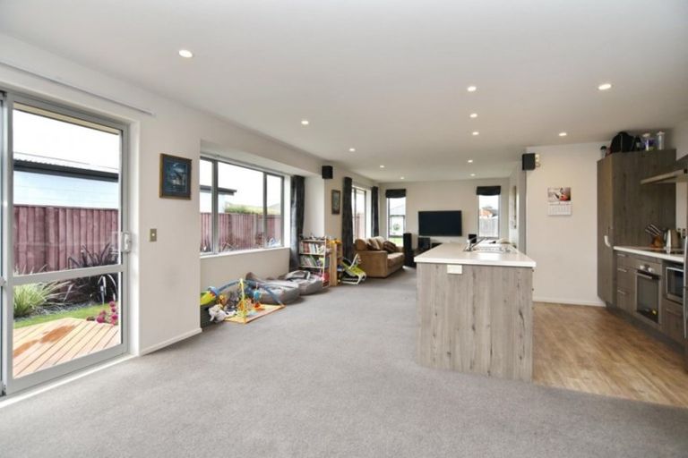 Photo of property in 14 Cleland Crescent, Kaiapoi, 7630