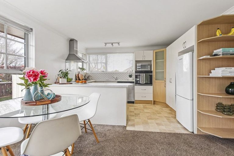 Photo of property in 94 Merrin Street, Avonhead, Christchurch, 8042