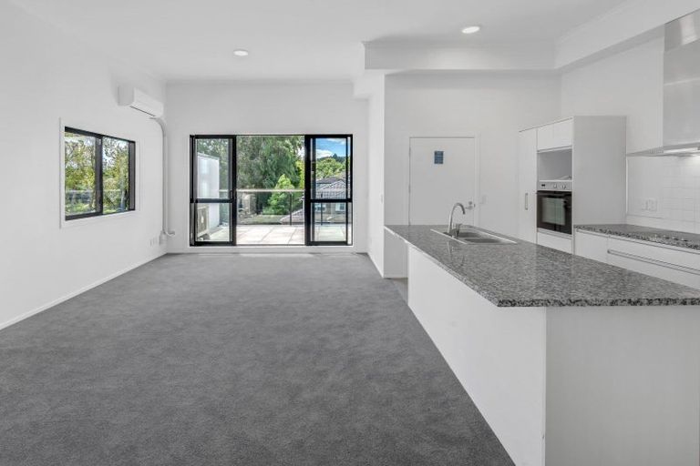 Photo of property in 24/11 Carlos Drive, Flat Bush, Auckland, 2016