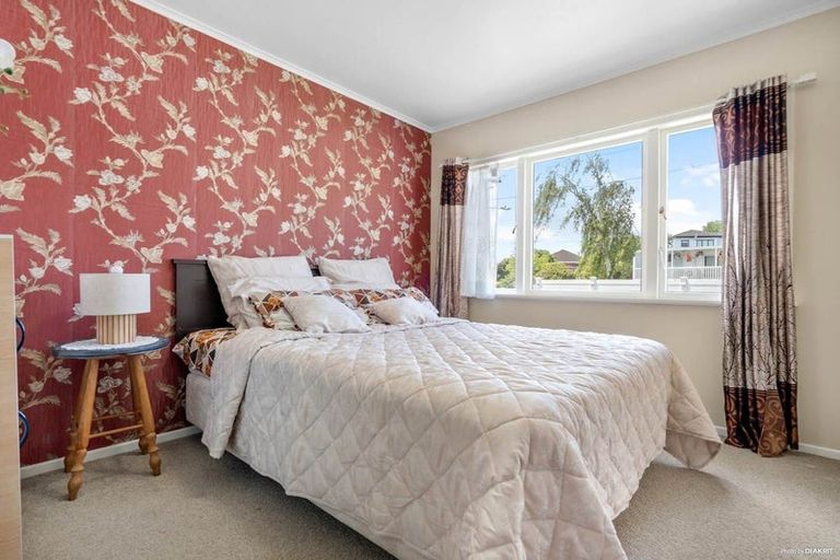 Photo of property in 11 Bruce Place, Papatoetoe, Auckland, 2025