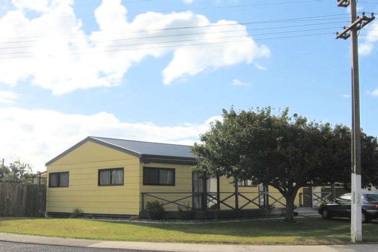 Photo of property in 106 Williamson Road, Whangamata, 3620