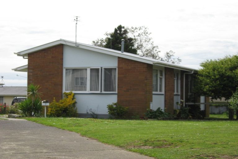 Photo of property in 26 Ilford Crescent, Mangere, Auckland, 2022