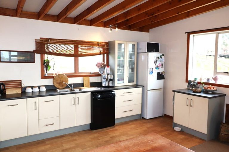 Photo of property in 32 Tenby Street, Moeraki, Palmerston, 9482