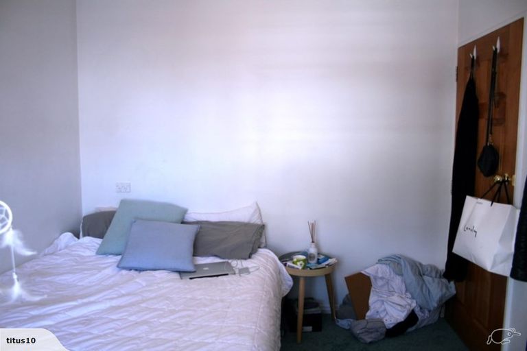 Photo of property in 4 Howard Street, Mount Cook, Wellington, 6021