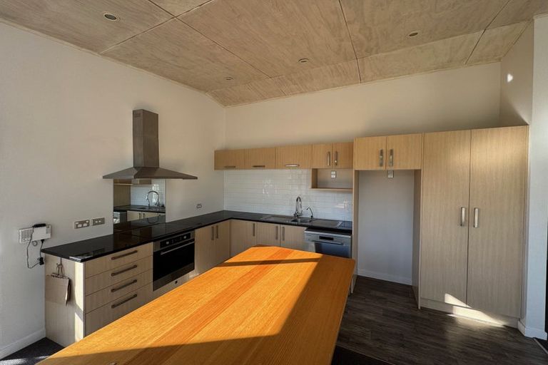 Photo of property in 39a Fairclough Road, Beach Haven, Auckland, 0626